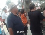 合肥火车站汽车站黑头车拉客现象回潮，市民遭遇围拉拼客抬价