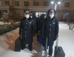 春运期间他们的故事：以雪为令，打响抗冰雪攻坚战